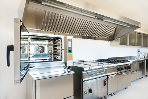 Cleaning & Servicing Commercial Kitchen Equipment