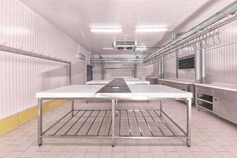 Choosing The Perfect Walk-In Cooler Or Freezer For Your Kitchen Space